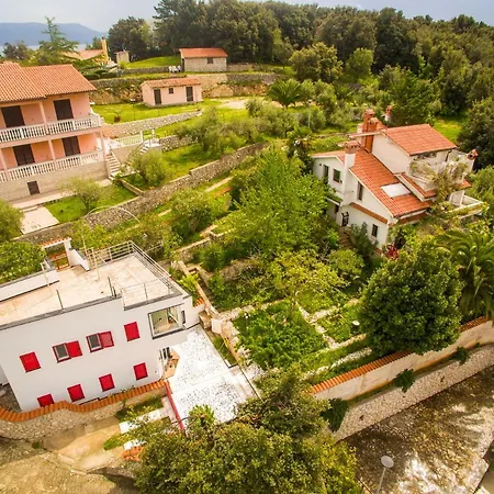 Dupin Vila Hrvatini