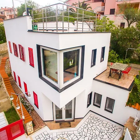 Dupin Villa